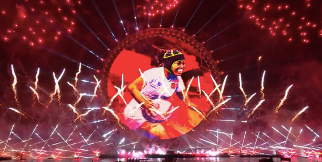 New year's fireworks and projections on london eye